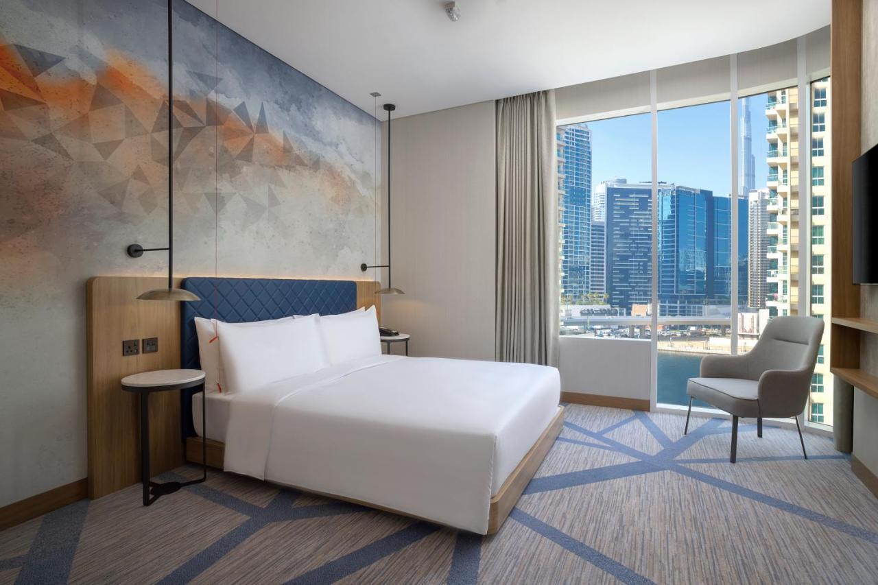 Hilton Garden Inn Dubai Business Bay מראה חיצוני תמונה