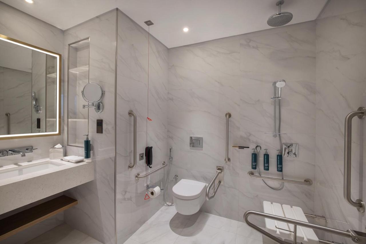 Hilton Garden Inn Dubai Business Bay מראה חיצוני תמונה