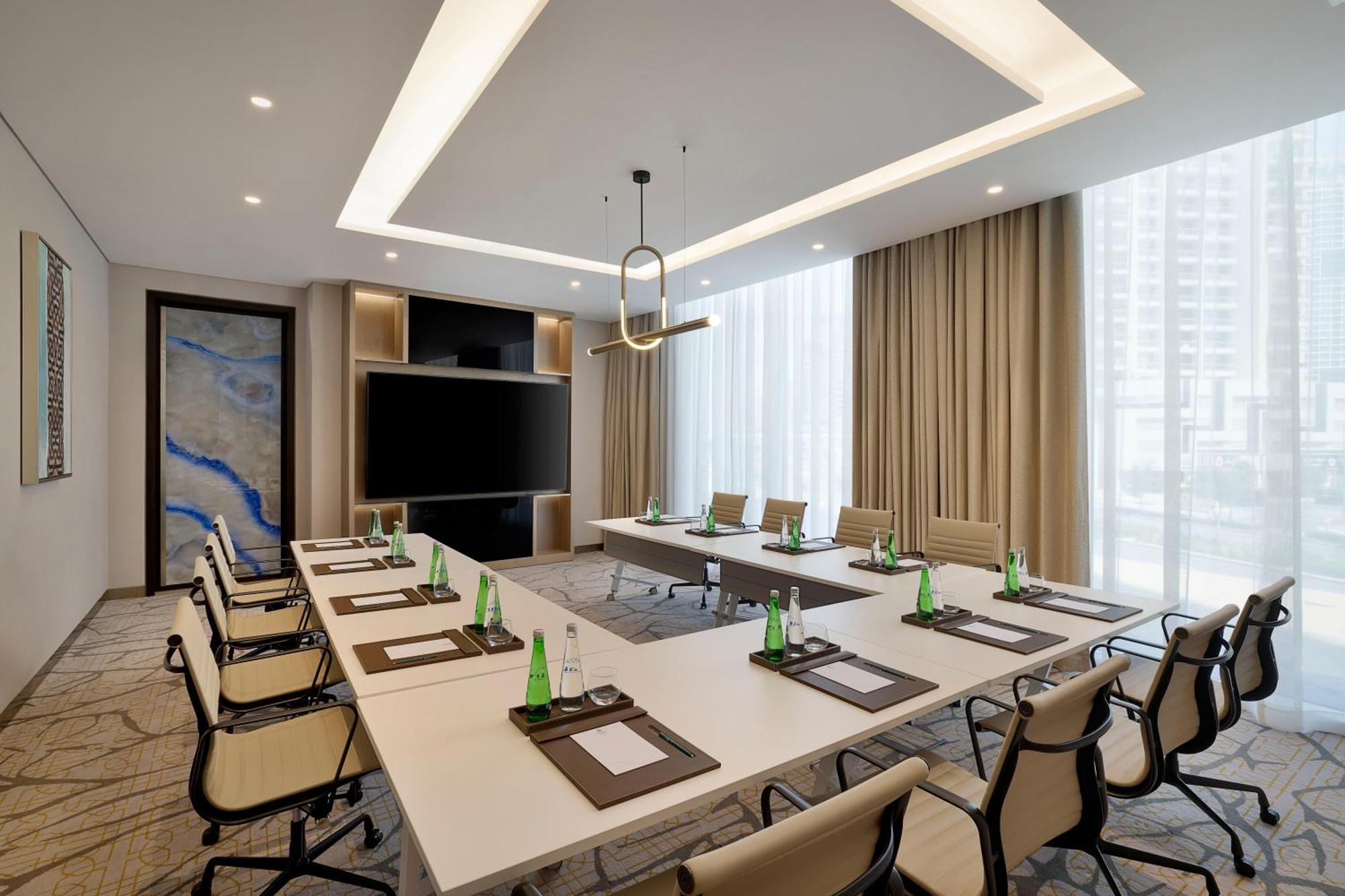 Hilton Garden Inn Dubai Business Bay מראה חיצוני תמונה