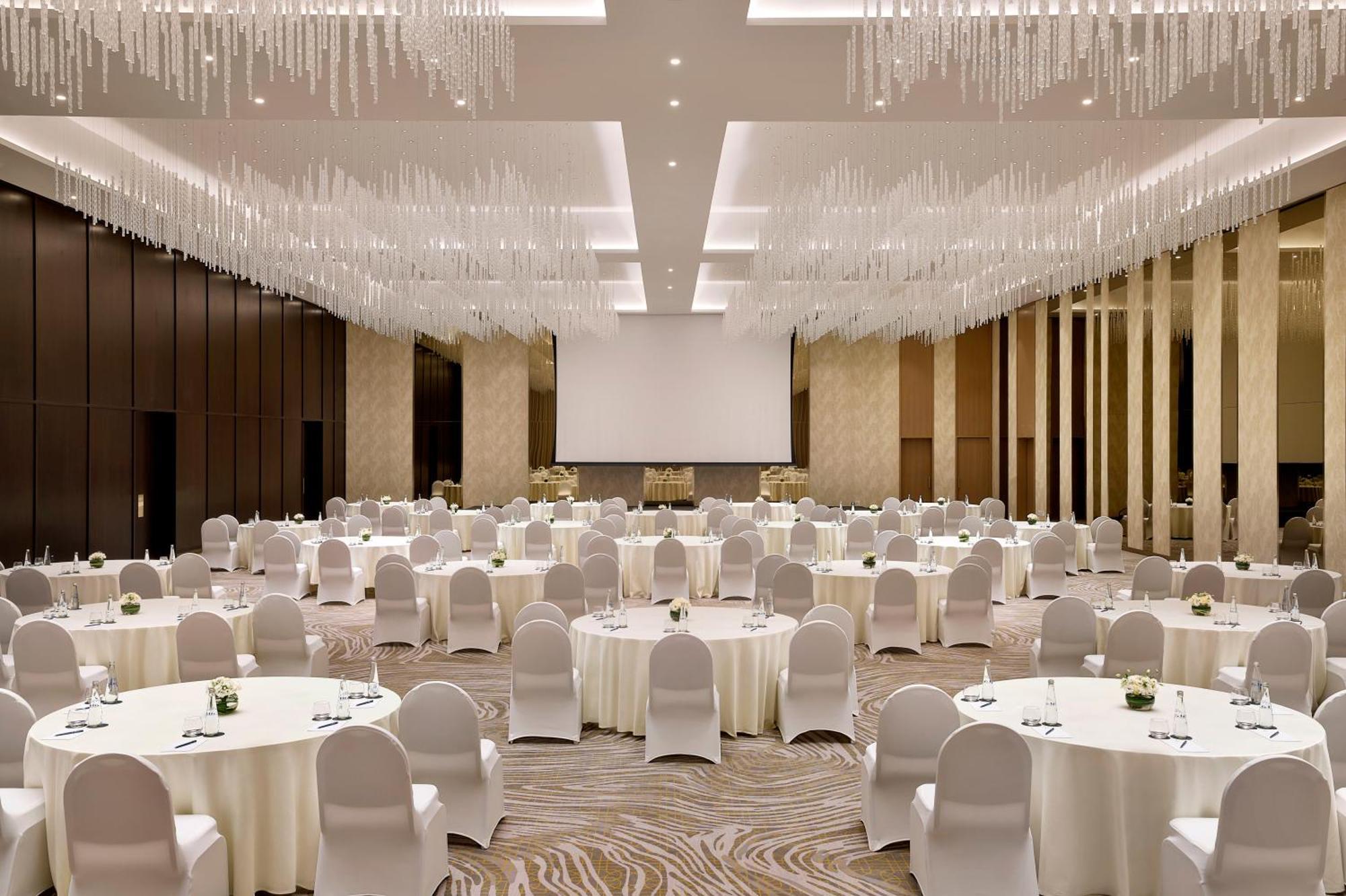 Hilton Garden Inn Dubai Business Bay מראה חיצוני תמונה